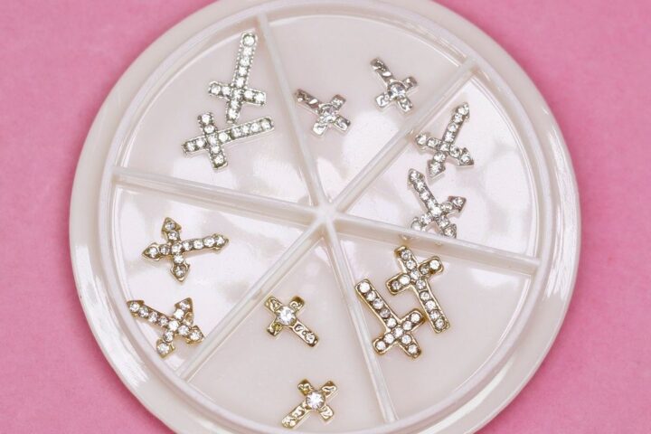 3D Cross Nail Charms: Who Should Buy & Alternatives