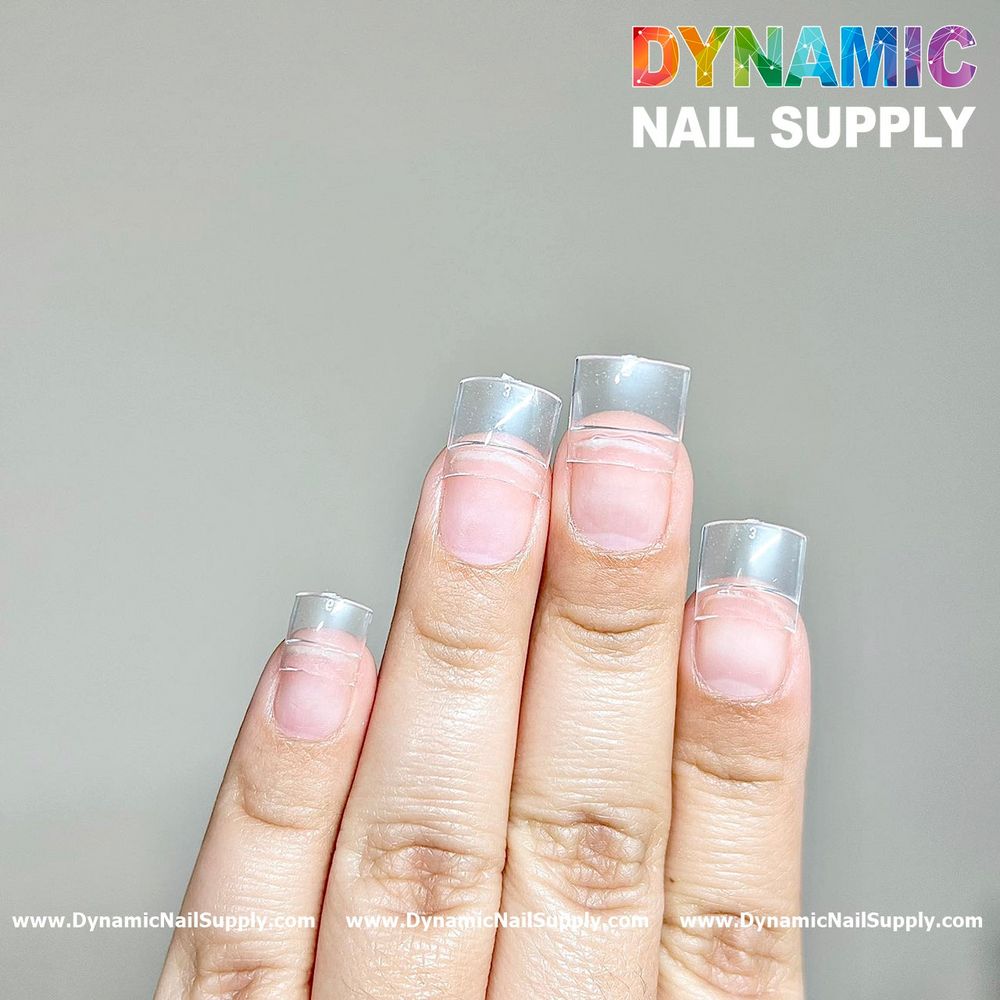 Box of short square clear nail tips - 4