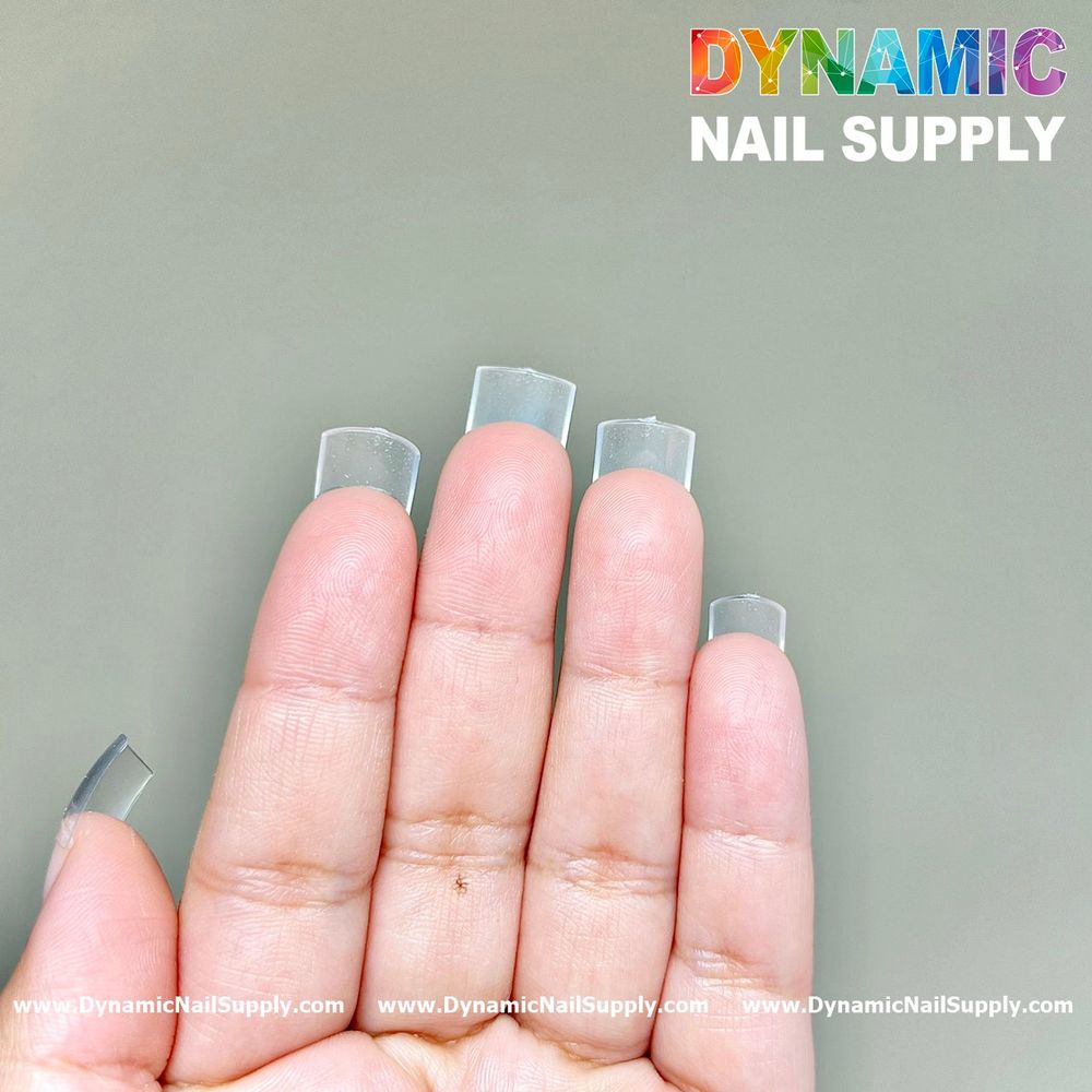 Box of short square clear nail tips - 5