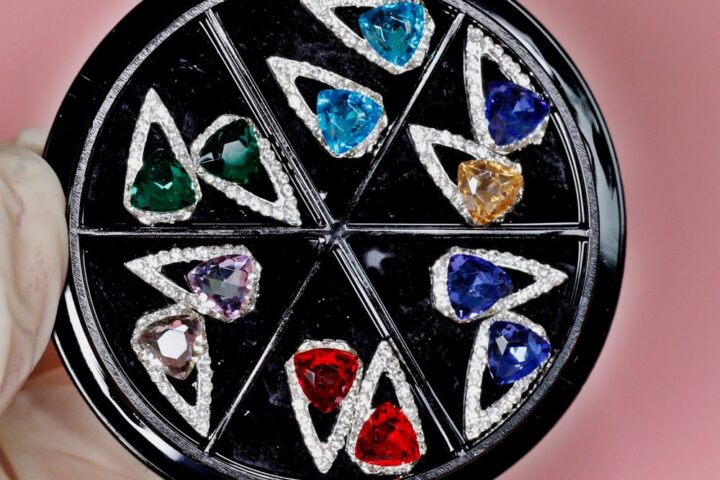 Water Drop Nail Charms: Seasonal Nail Trend Guide